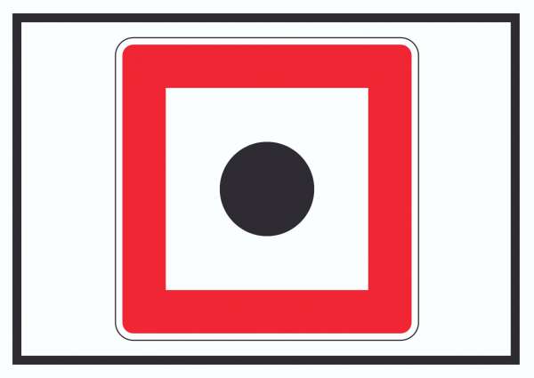 Schallzeichen geben Schild mit Symbol Horn benutzen
